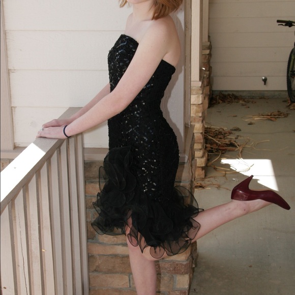 Vintage sequin dress with frou-frou ruffles small - Picture 3 of 3